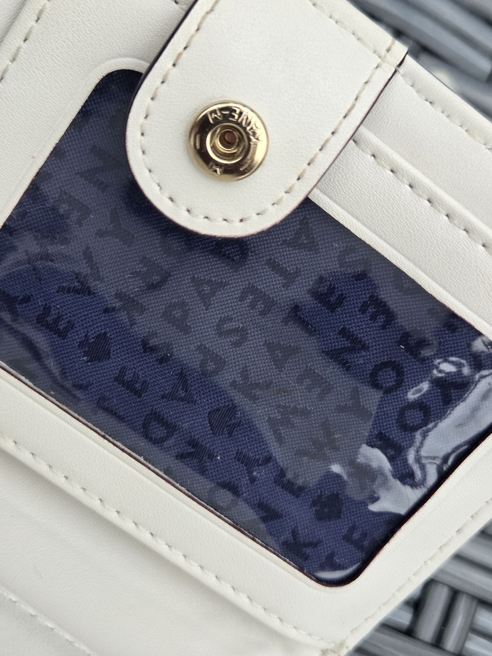Kate Spade New York Grove Street Tellie Embossed Leather Wallet Black/Cement 067 - Picture 6 of 11